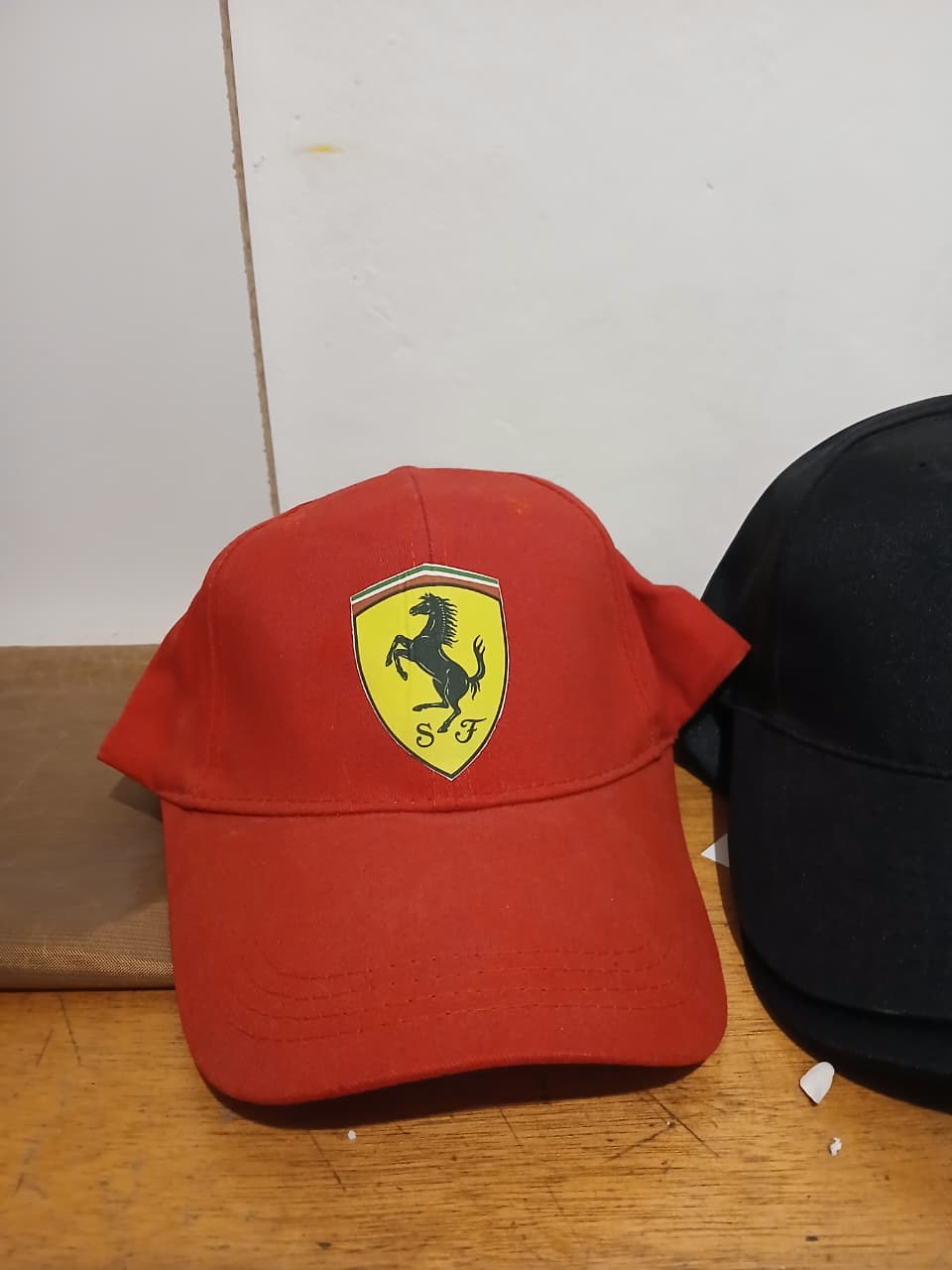 Gorra Ferrari